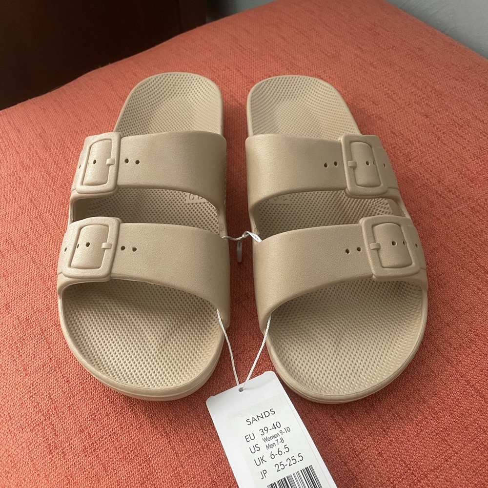 Freedom Moses Classic Slides Sand W 9-10